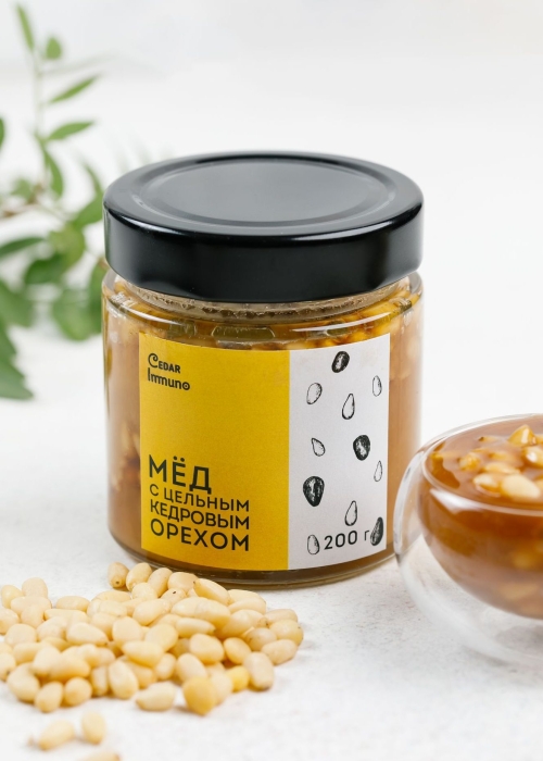 Мёд с цельным кедровым орехом, 220 г